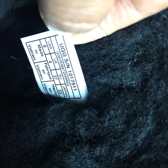 UGG🔴women’s Sundance waterproof winter boots - Picture 10 of 11